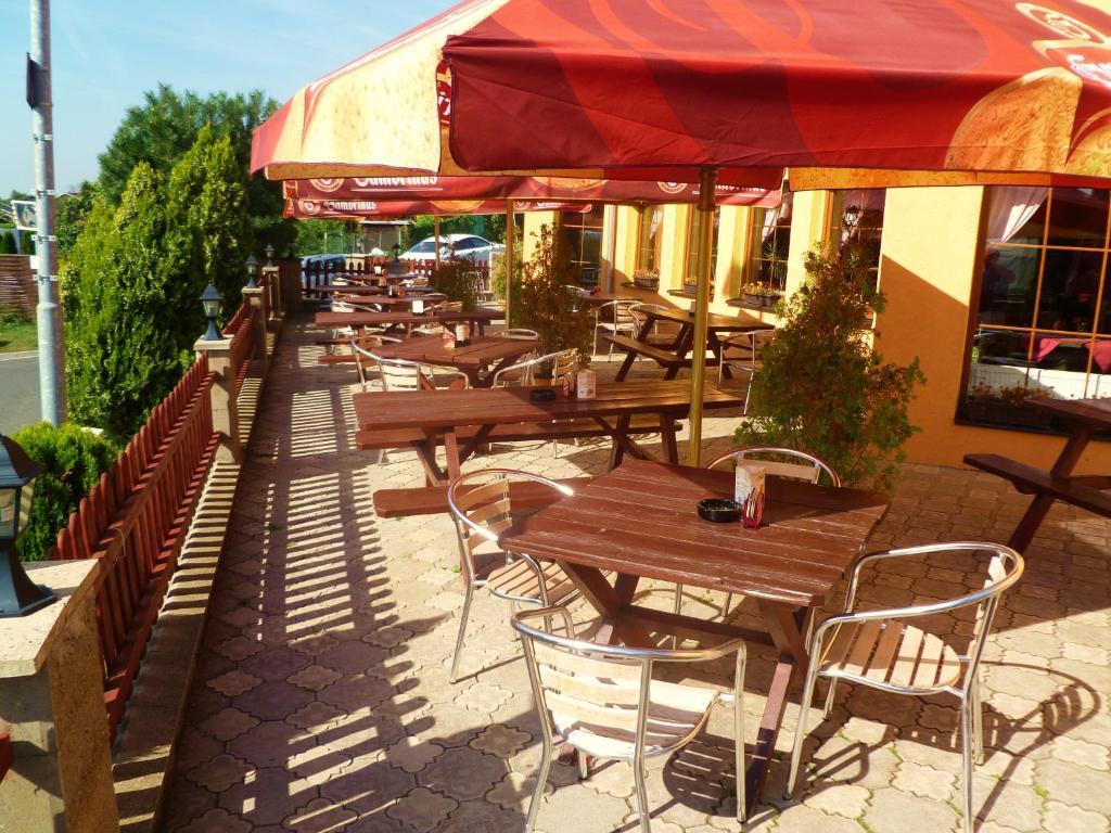 Hotel Pohadka Most Εξωτερικό φωτογραφία
