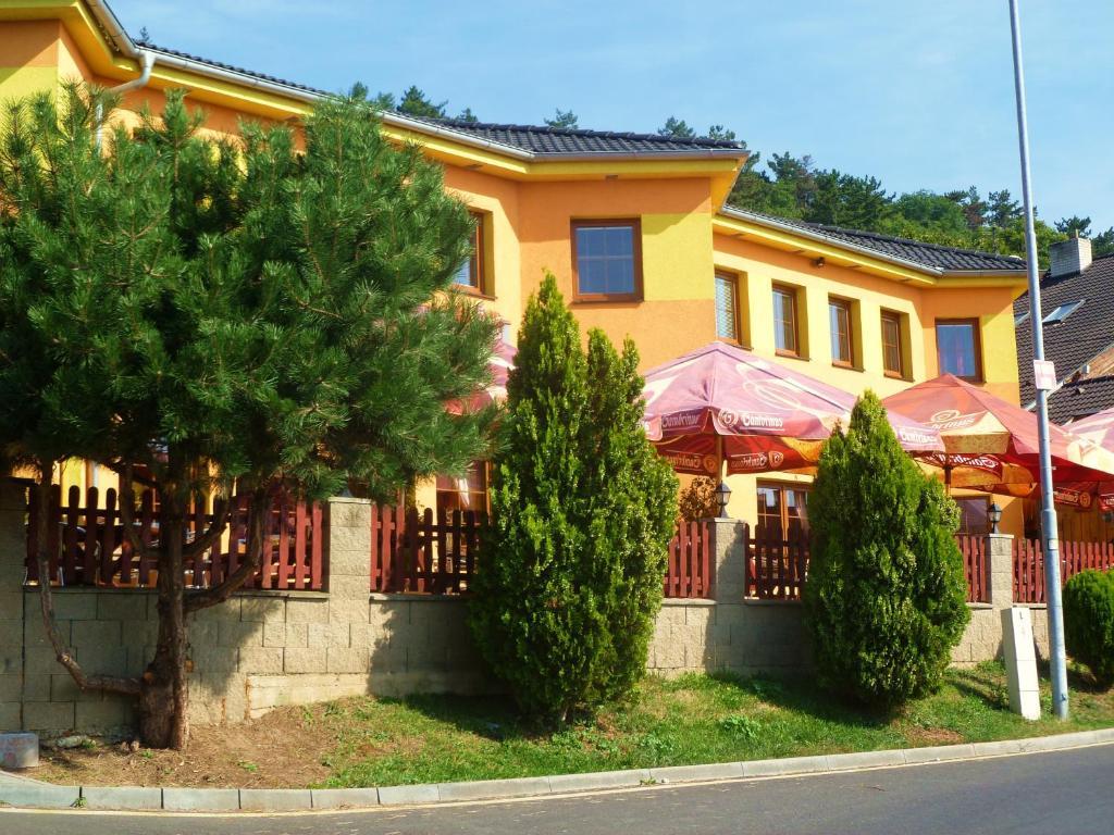 Hotel Pohadka Most Εξωτερικό φωτογραφία