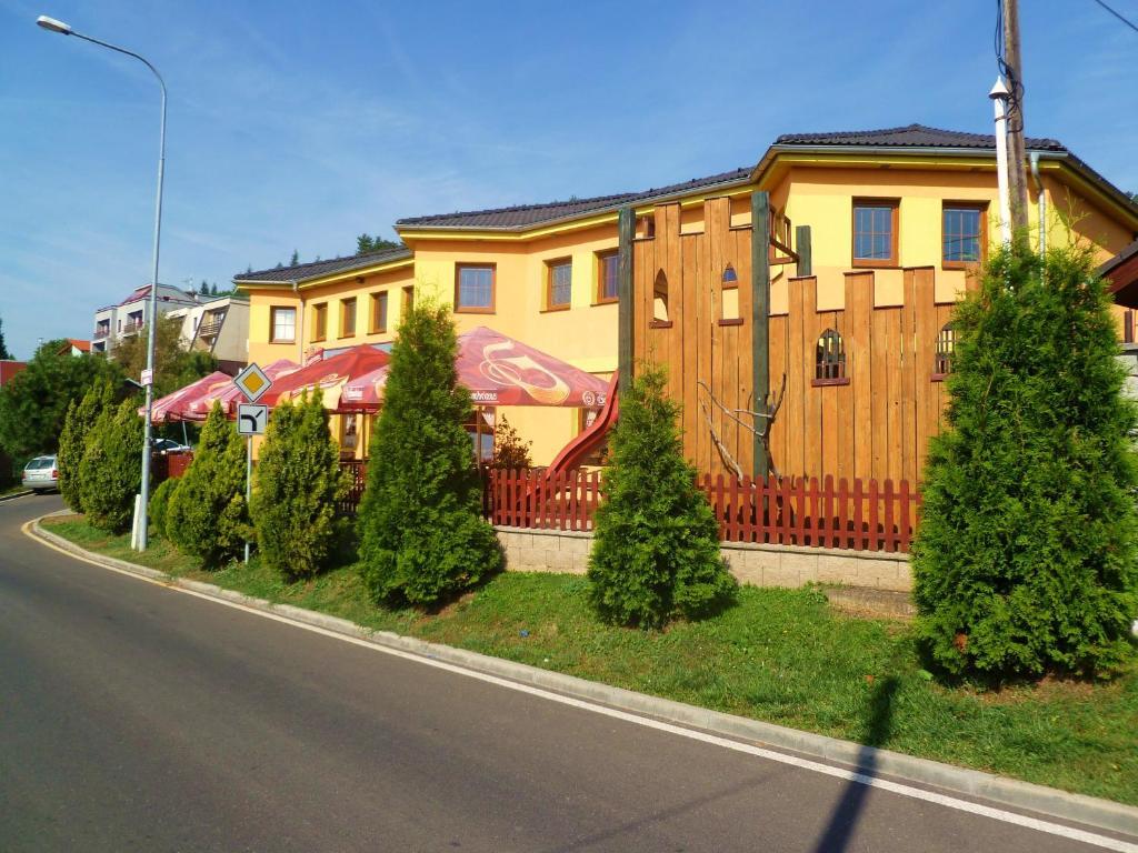Hotel Pohadka Most Εξωτερικό φωτογραφία