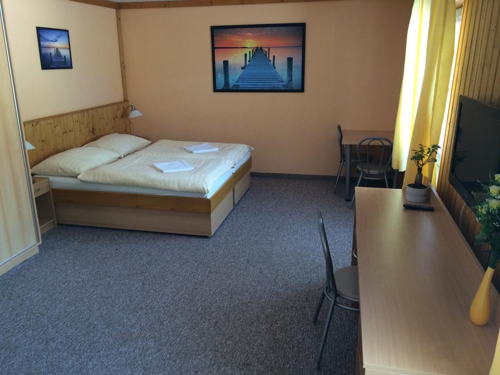 Hotel Pohadka Most Δωμάτιο φωτογραφία